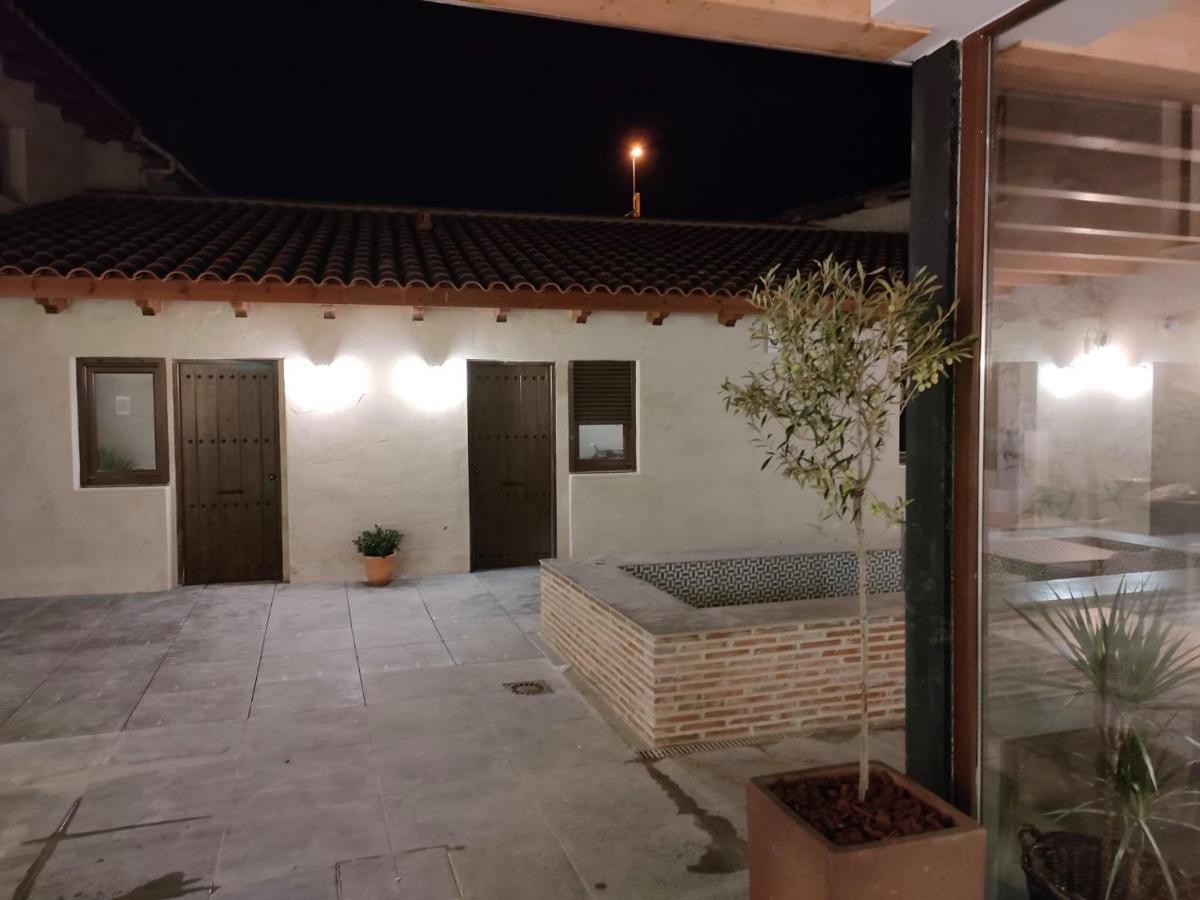 Domus Oncinae Hostel Oncina de la Valdoncina Exterior photo